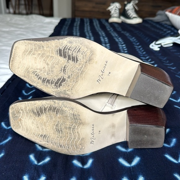 Matisse Ezra Boot in Bone - Picture 6 of 10